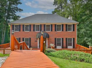 6963 Whispering Oaks Ct, Stone Mountain, GA 30087