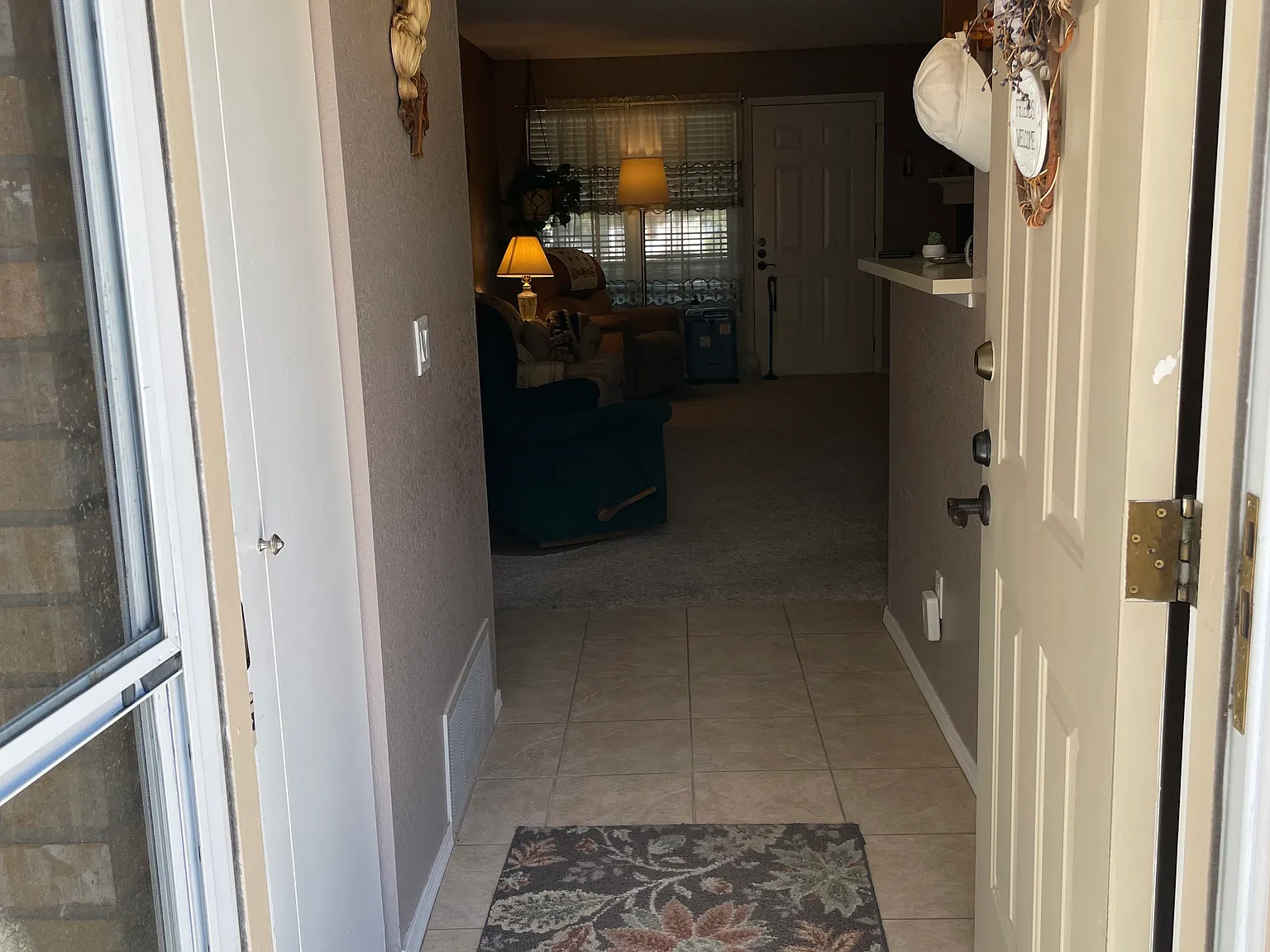 2 bed, 981 sqft, $2,000 — Photo 4