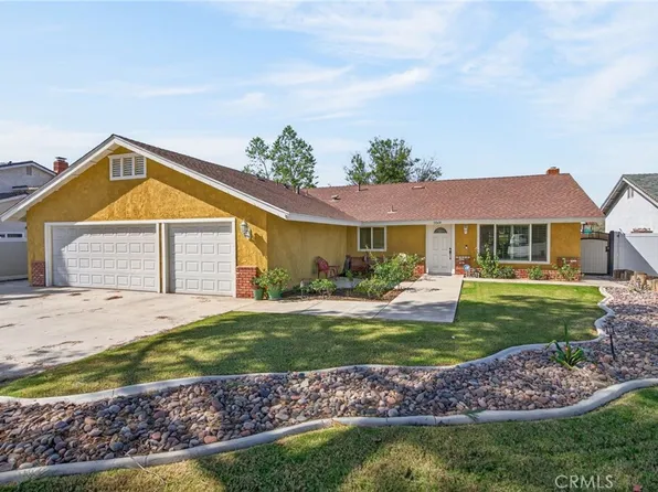 1044 Meadowview Ct, Corona, CA 92878