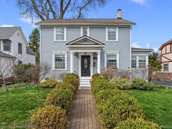 941 Forest Ave, Birmingham, MI 48009