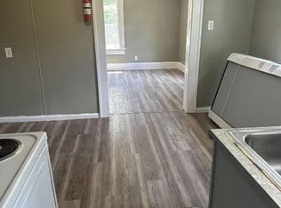 1449 Maple Ave APT 4, Terre Haute, IN 47804