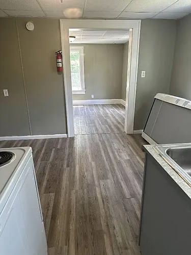 1449 Maple Ave Photo 1