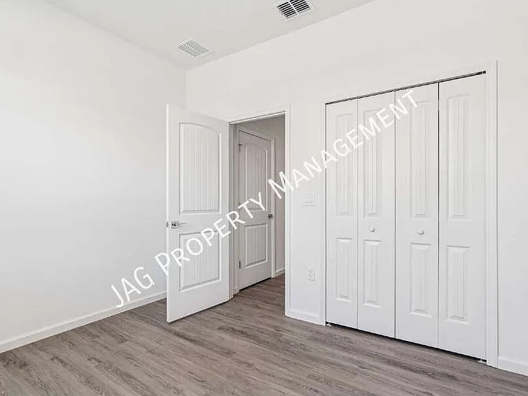 2613 Hagoplan Ave SW — Photo 22