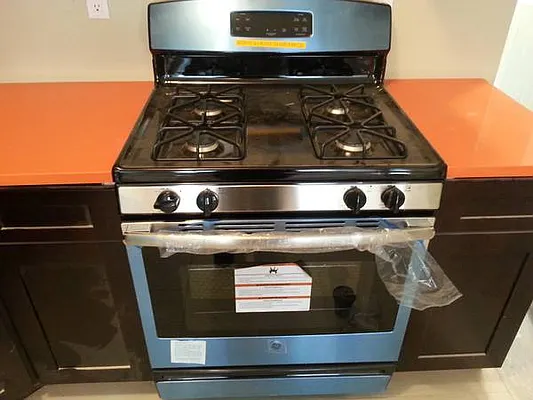 Rented by Prime Square Realty | media 43