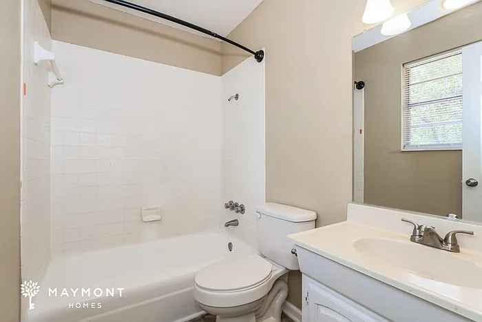 4113 N Sylvania Ct — Photo 12