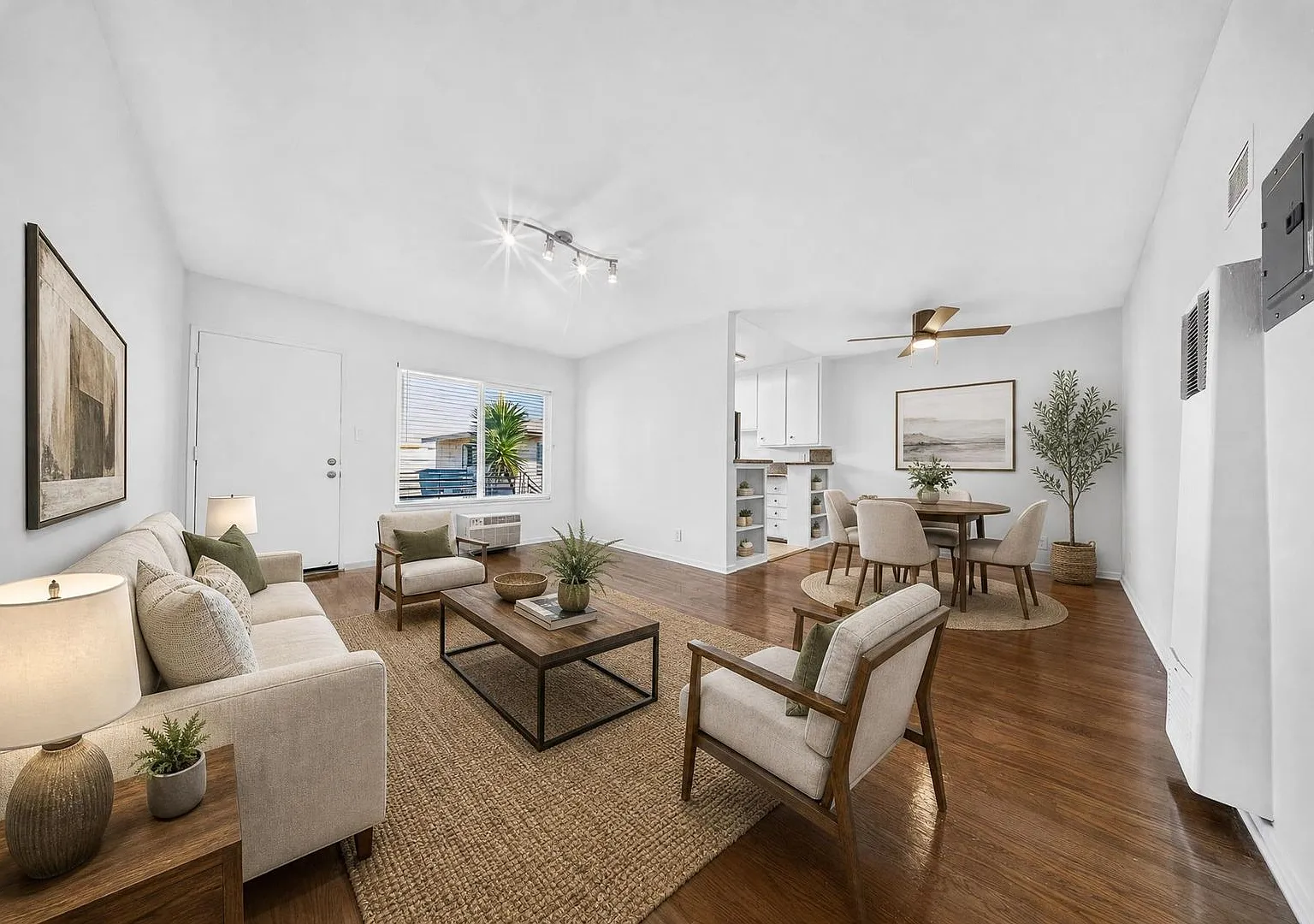 1412 W. 17th St — Photo 1
