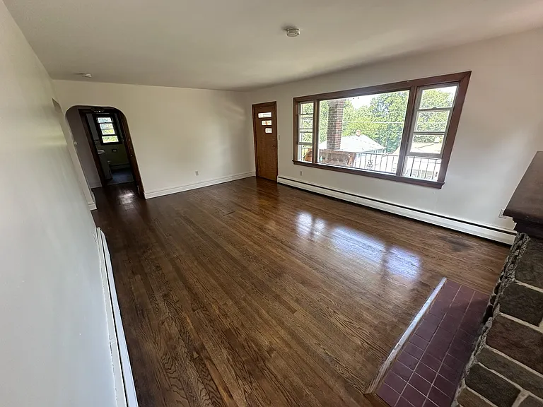 6914 Edgemont Rd #A — Photo 3