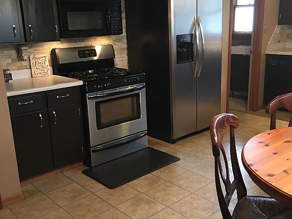5th image of 324 E Fernwood St