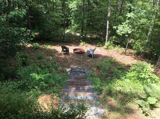 462 Old Barn Rd, Bryson City, NC 28713