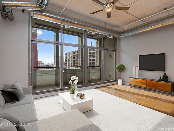 2nd image of 565 W Quincy St Unit 615