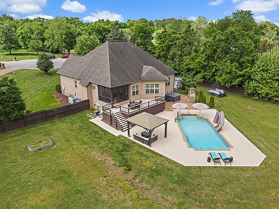 3rd image of 4013 Asbury Pl
