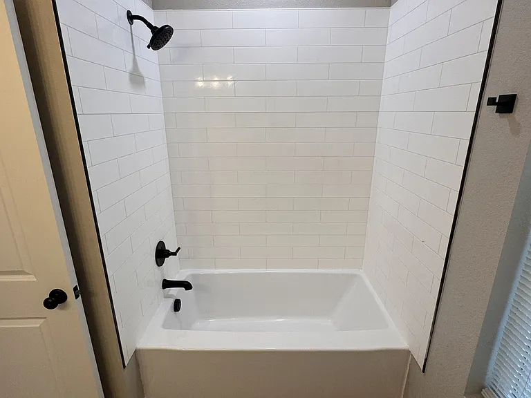 961 N Clinton St #102 — Photo 20