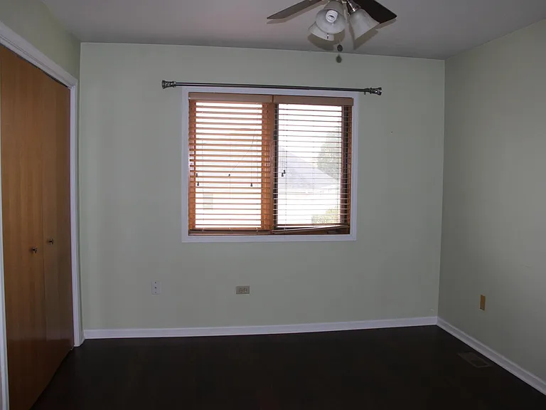 7810 Brookside Glen Dr — Photo 32