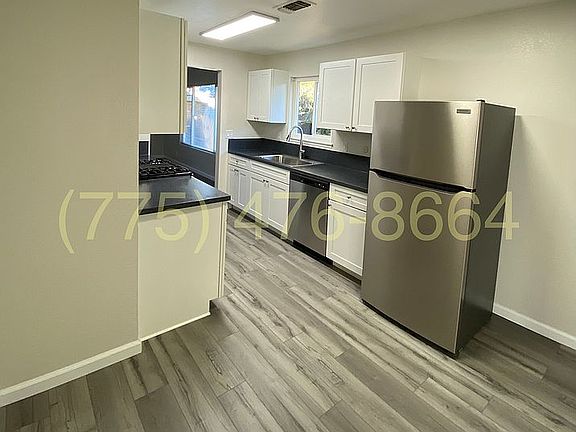 4th image of 9643 Lake Natoma Dr