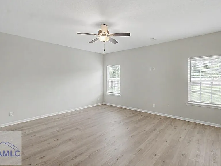 18 Sunflower Cir — Photo 8