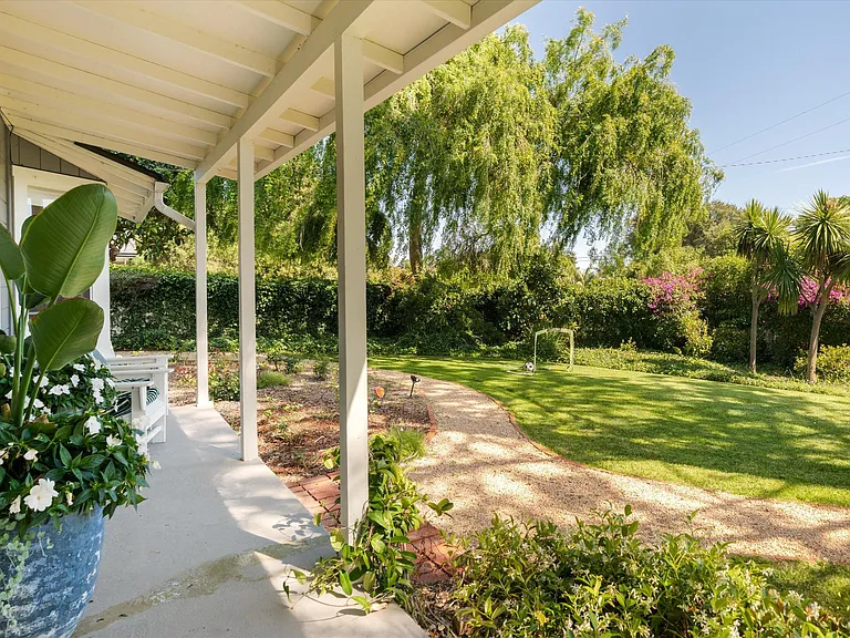 3182 Serena Ave — Photo 3