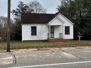 676 Pineville Rd, Monroeville, AL 36460