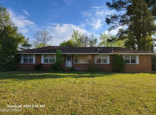 2151 Robin Hood Rd, Macon, GA 31206