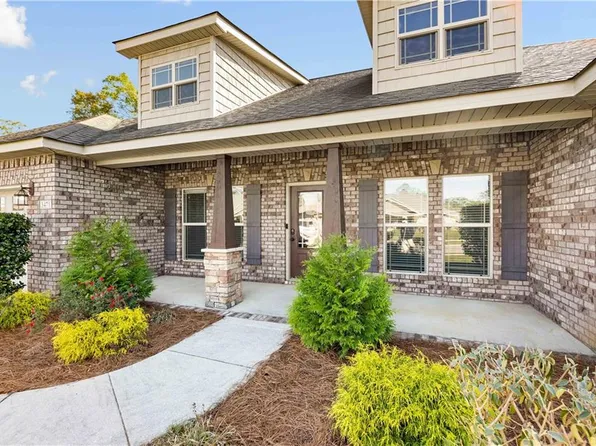 3471 Woodward Dr, Mobile, AL 36695