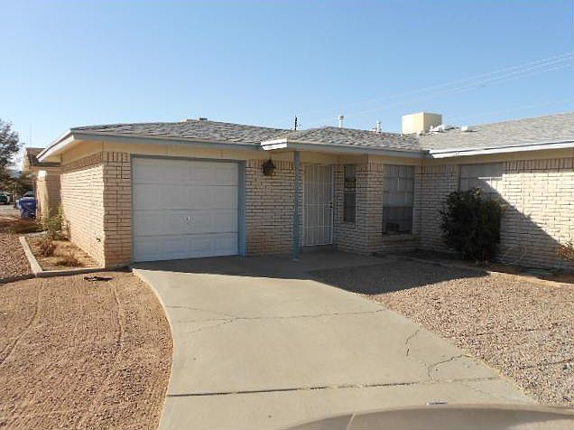 1st image of 10827 Cardigan Dr #10829