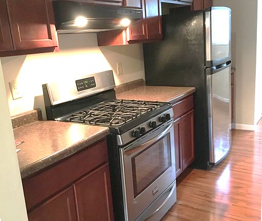 2nd image of 36 River Woods Ln