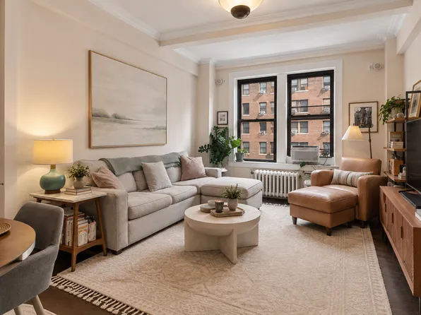 328 West 86th Street image 1 of 6