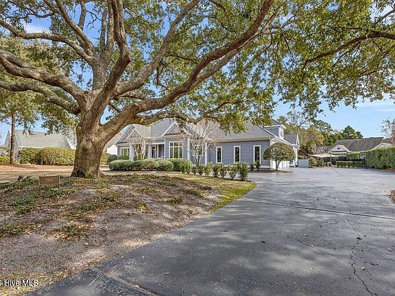 5th image of 1907 Pembroke Jones Drive