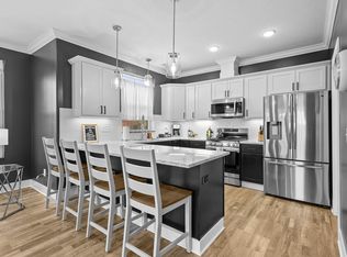 1438 Indianola Ave, Columbus, OH 43201