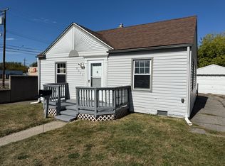 8035 Chapp Ave, Warren, MI 48089