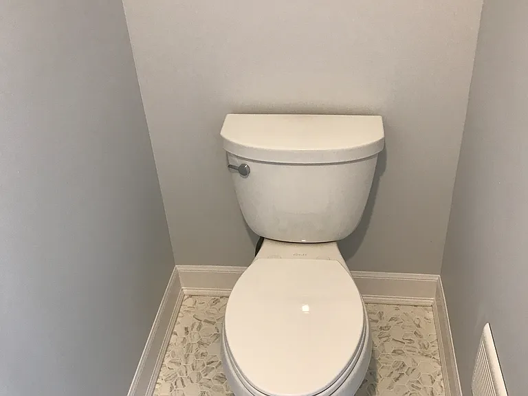 15 Elmwood Ave #B — Photo 6