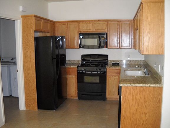 2nd image of 8536 Aspen Ave