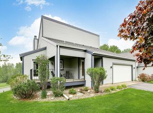 620 Hickory Rd, Hudson, WI 54016