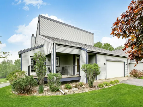 620 Hickory Rd, Hudson, WI 54016