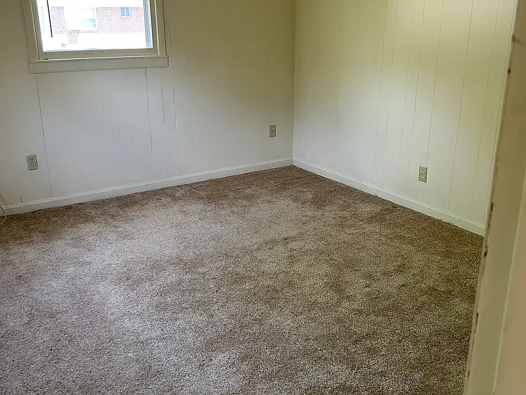 2505 Van Buren St — Photo 9
