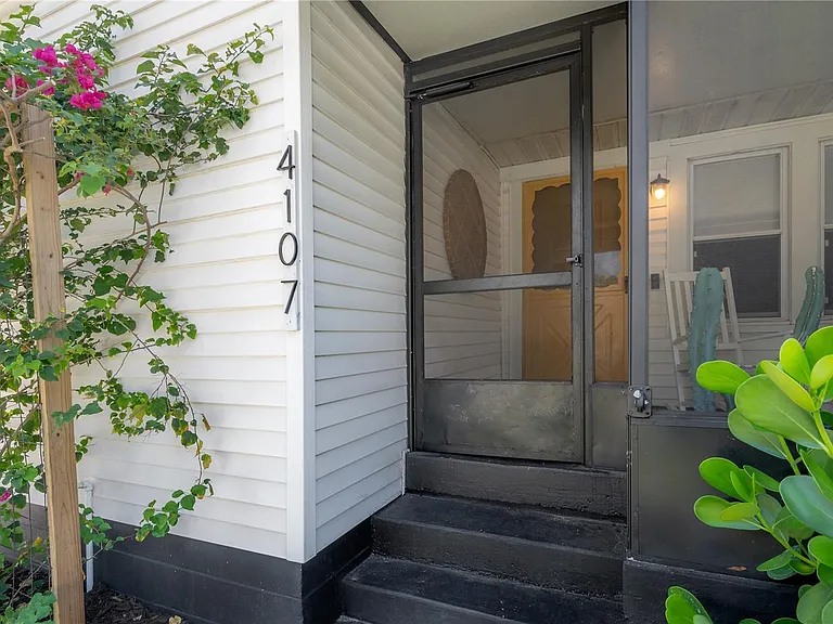4107 N Seminole Ave — Photo 42