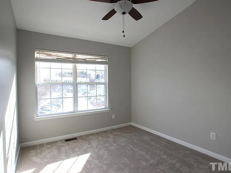 2840 Barrymore St #103 — Photo 11