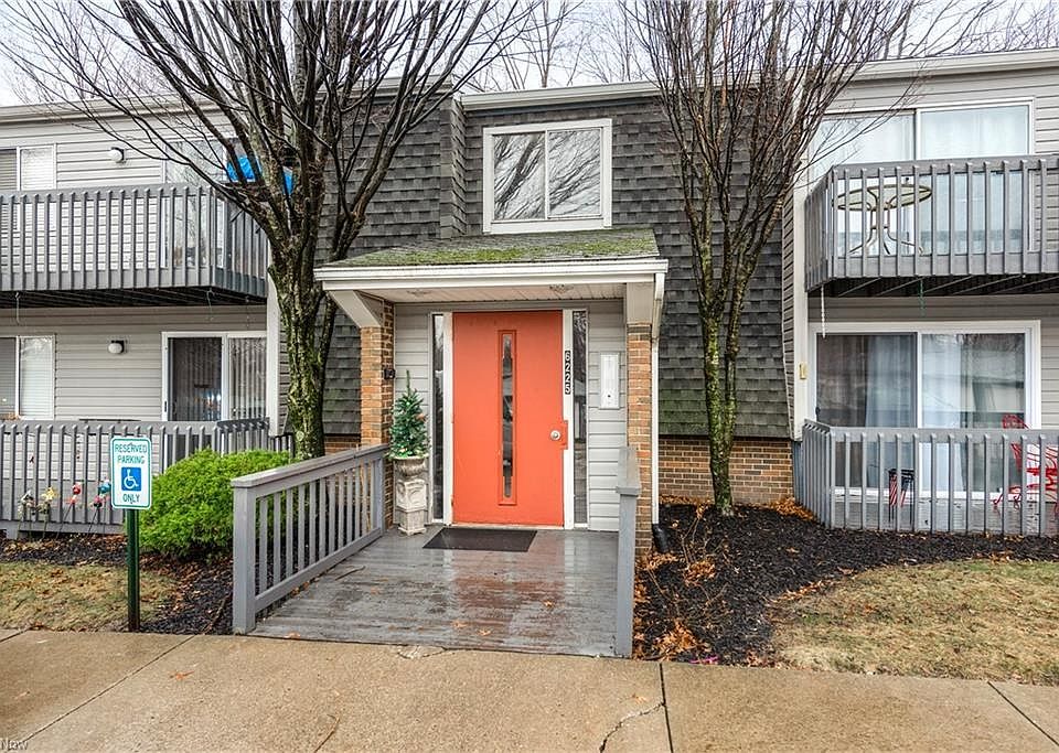 1st image of 6225 Hidden Creek Dr Unit 220
