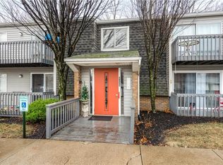 6225 Hidden Creek Dr UNIT 220, Lorain, OH 44053