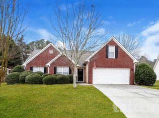 5812 Sycamore Ridge Dr, Sugar Hill, GA 30518
