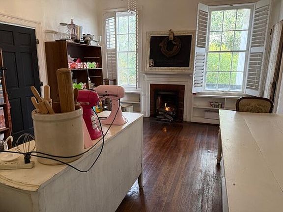 12th image of this home