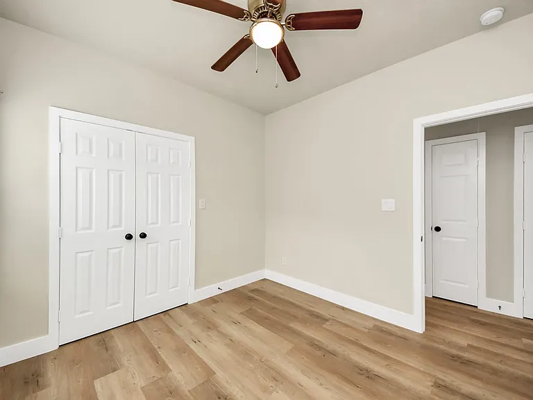 5211 Amy St #B — Photo 12