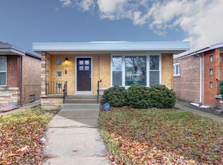 9033 S Jeffery Blvd, Chicago, IL 60617