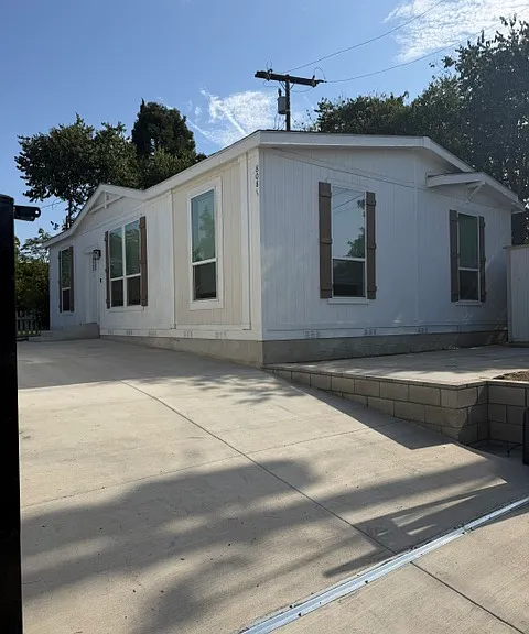 808 1/2 Forest Ave — Photo 11