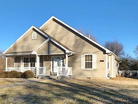 1st image of 501 Norris Dr
