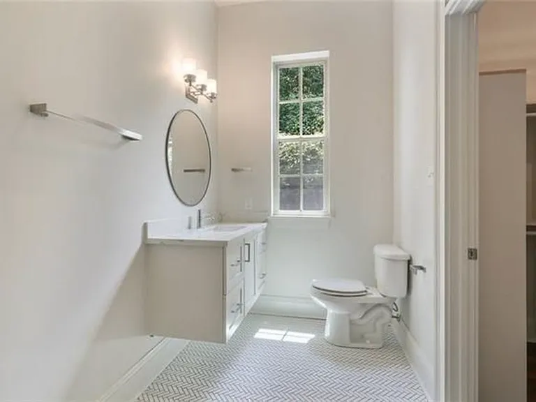 8616 Jeannette St — Photo 16