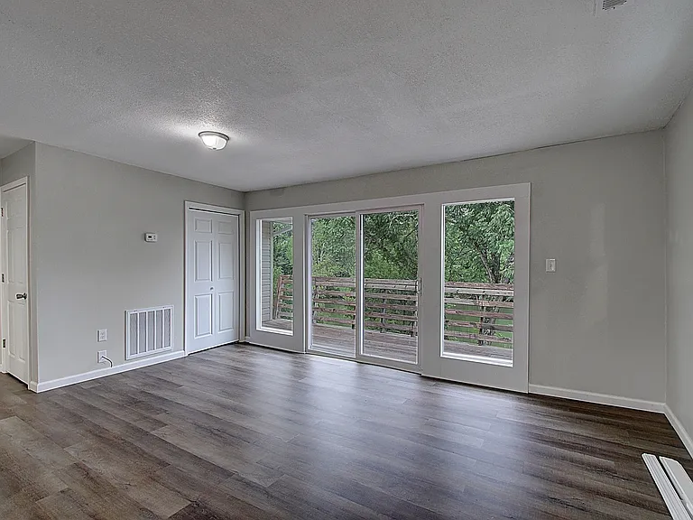 1796 Cooks Valley Rd — Photo 23