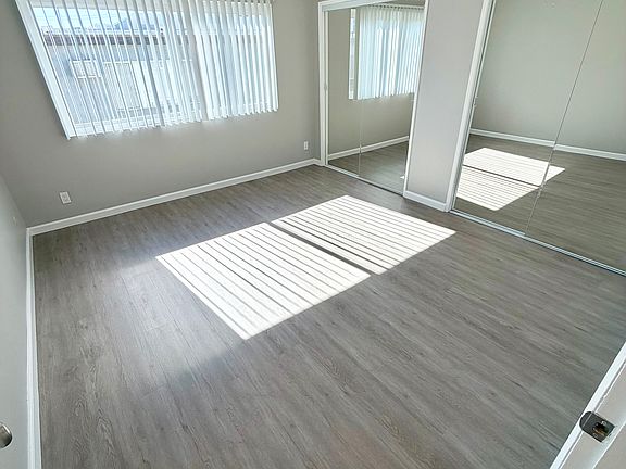 5th image of 6823 Variel Ave APT 4