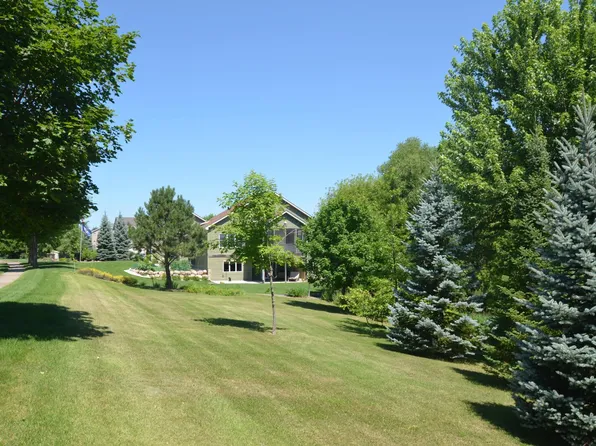 13410 Superior Dr, Rogers, MN 55374