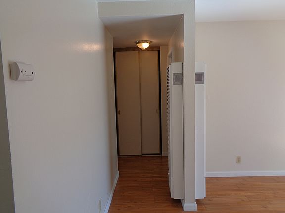 5th image of 46722 Crawford St APT 20