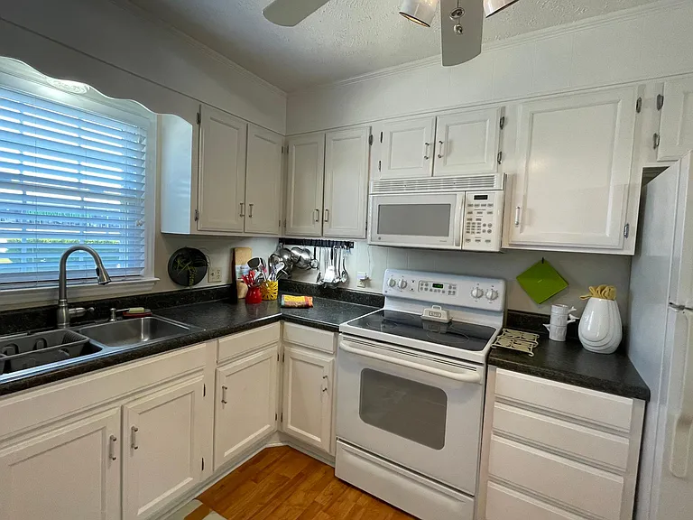 3532 Fayetteville Rd — Photo 16